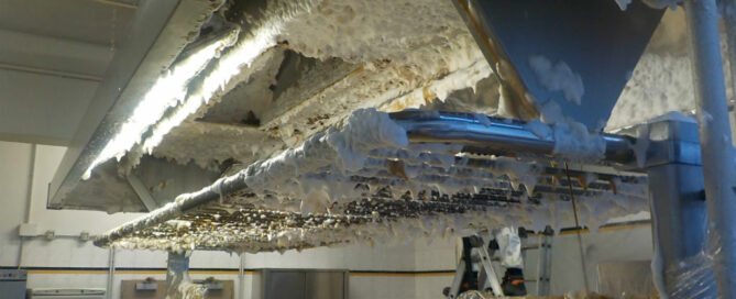 cappe-aspiranti-luoghi-di-lavoro-rischi-cattiva-bonifica