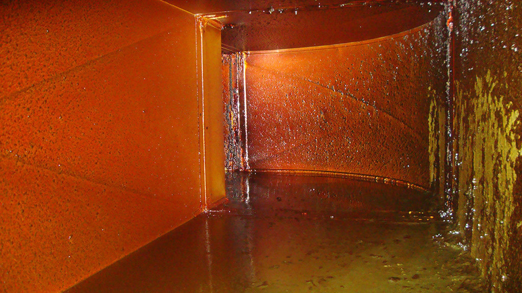 pulizia cappa aspiranti industriali da ristorante o laboratorio